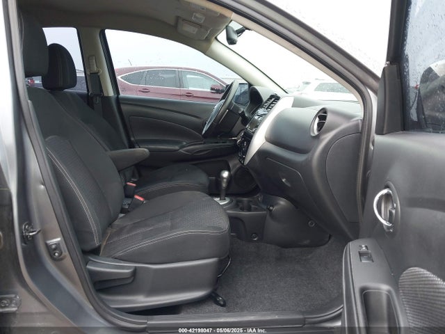 3N1CN7AP8JL860805 Nissan Versa 1.6 Sv