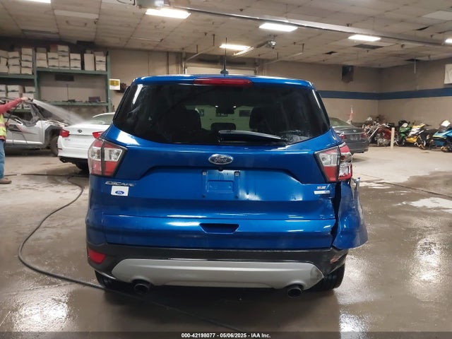 1FMCU9G93HUA28773 Ford ESCAPE SE
