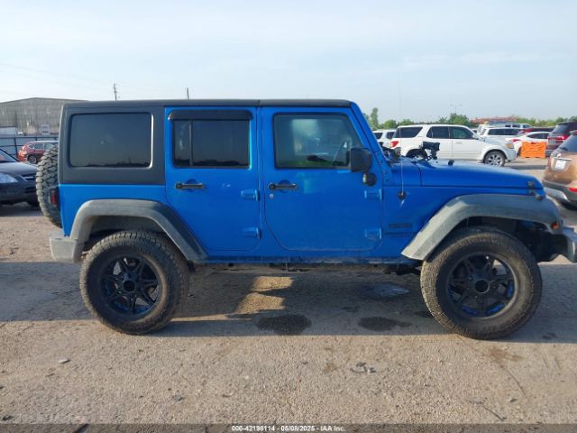 1C4BJWDG9FL534301 Jeep Wrangler Unlimited Sport