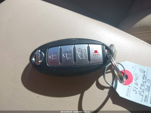 5N1AT2MV5FC857494 Nissan Rogue Sl