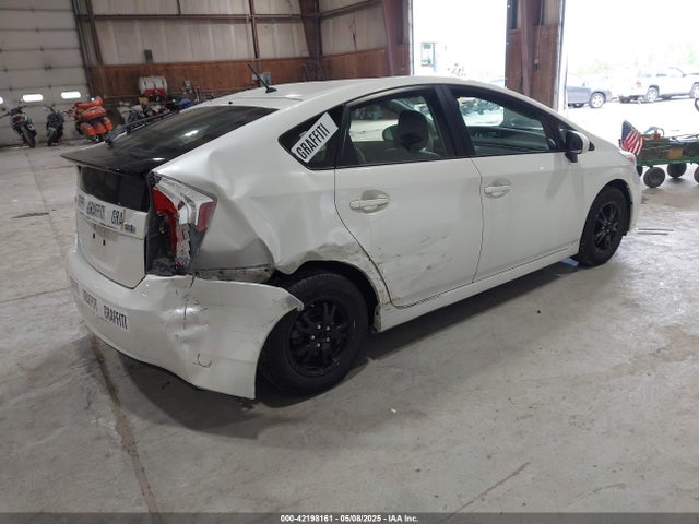 Toyota Prius Two 2014 JTDKN3DU7E1812020 Image 4