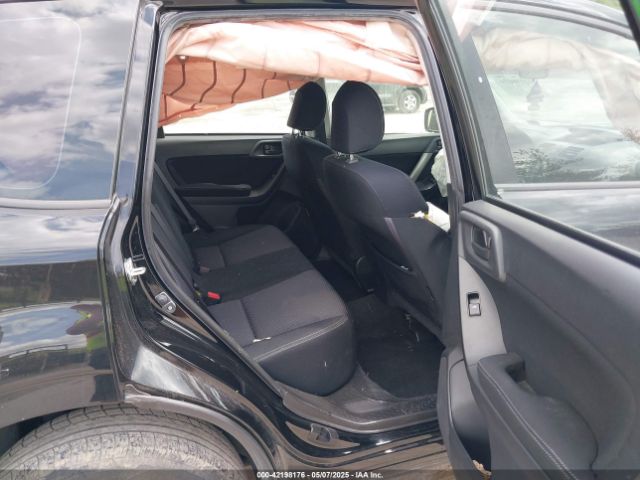 JF2SJABCXFH597446 Subaru Forester 2.5i