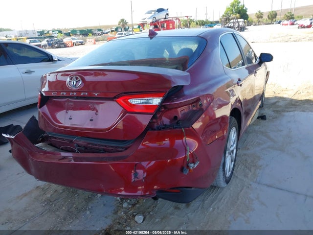 4T1B11HK8KU804619 Toyota CAMRY LE