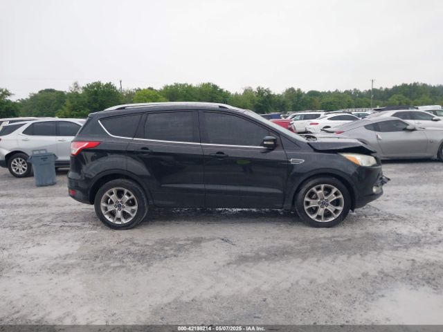1FMCU0JX0EUC14897 Ford Escape Titanium