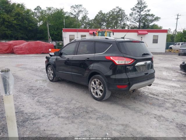 1FMCU0JX0EUC14897 Ford Escape Titanium
