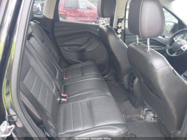 1FMCU0JX0EUC14897 Ford Escape Titanium