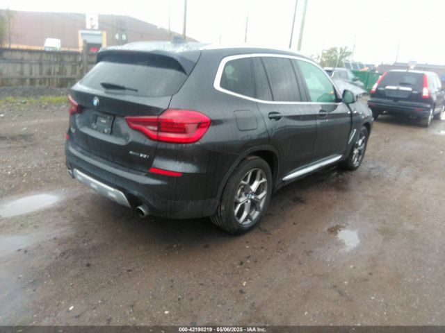 2021 BMW X3 5UXTY5C02M9D79732 Photo 3