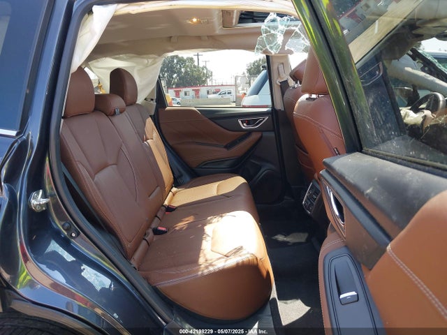 Subaru Forester Touring 2019 JF2SKAWC2KH574888 Image 8