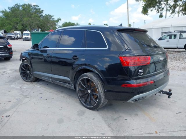 WA1VAAF71HD009205 Audi Q7 3.0t Premium