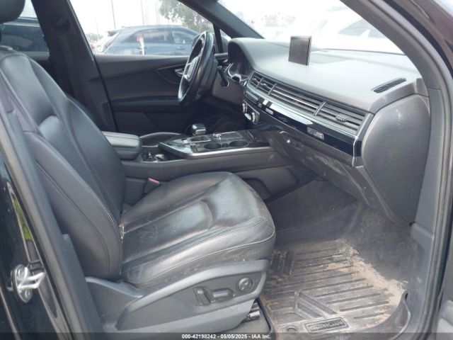 WA1VAAF71HD009205 Audi Q7 3.0t Premium