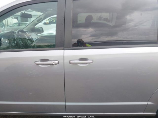 2C4RDGBG8JR151450 Dodge Grand Caravan Se