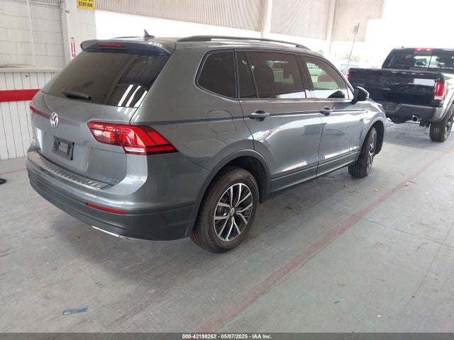 3VV1B7AX0MM030915 Volkswagen Tiguan 2.0t S