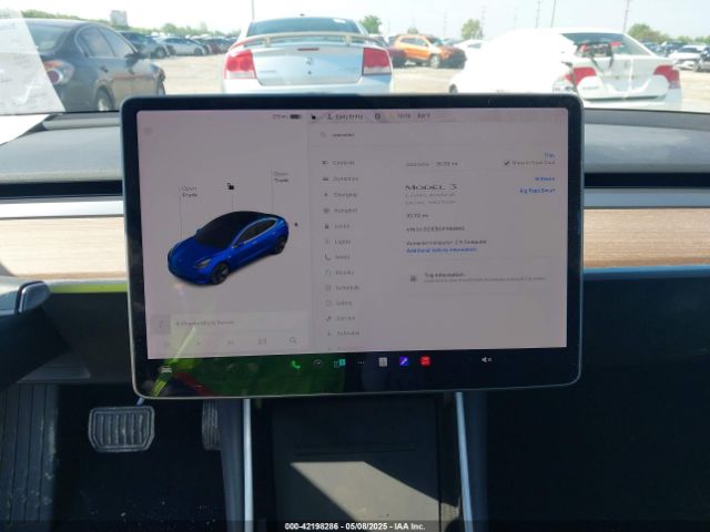 5YJ3E1EB0JF064945 Tesla Model 3 Long Range/performance
