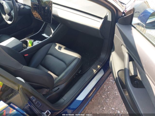 5YJ3E1EB0JF064945 Tesla Model 3 Long Range/performance