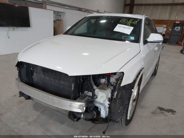 WA1ECCFS3HR004293 Audi Q3 2.0t Premium