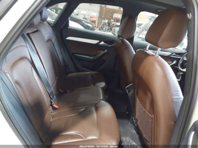 WA1ECCFS3HR004293 Audi Q3 2.0t Premium