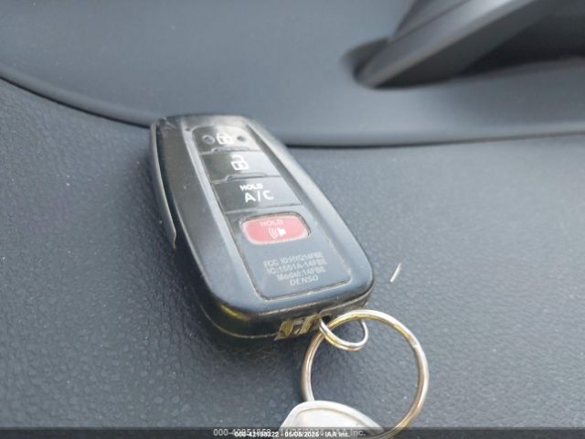 2017 TOYOTA PRIUS PRIME JTDKARFP4H3065264 Photo 10