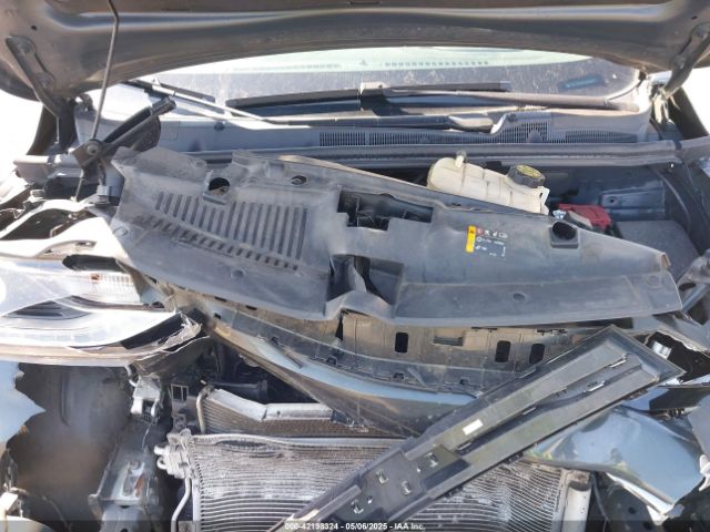 KL7CJPSB5JB687447 Chevrolet Trax Lt
