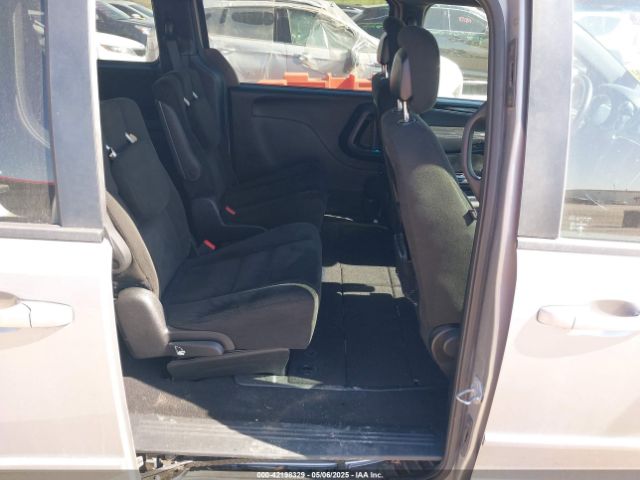 2C4RDGBG0FR709346 Dodge Grand Caravan Se Plus