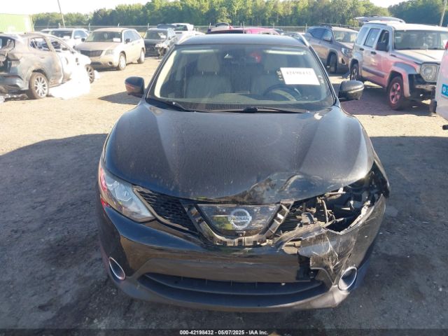 JN1BJ1CR5HW101326 Nissan Rogue Sport Sl