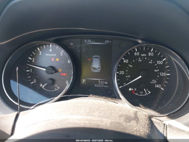 JN1BJ1CR5HW101326 Nissan Rogue Sport Sl