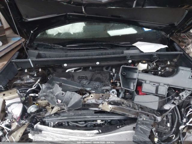 2T3C1RFV8RW305725 Toyota Rav4 Xle Premium