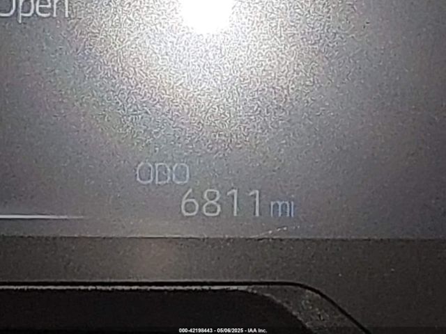 2T3C1RFV8RW305725 Toyota Rav4 Xle Premium