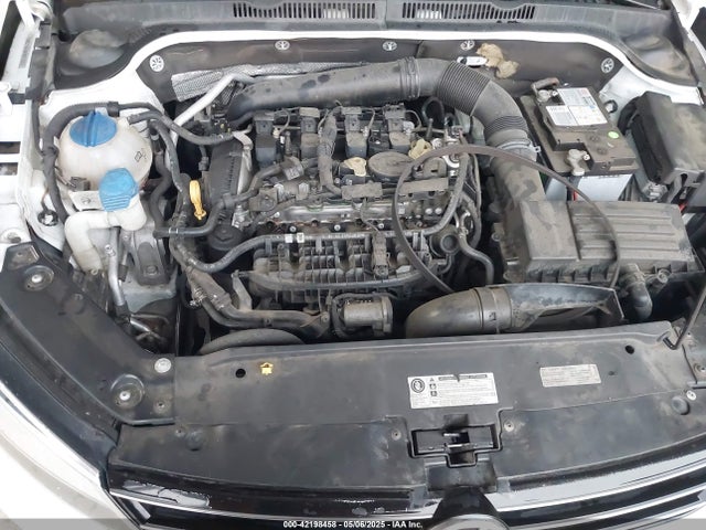 3VWD17AJ9FM271575 Volkswagen Jetta 1.8t Se