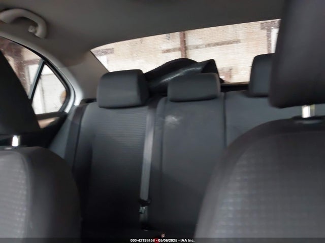 3VWD17AJ9FM271575 Volkswagen Jetta 1.8t Se