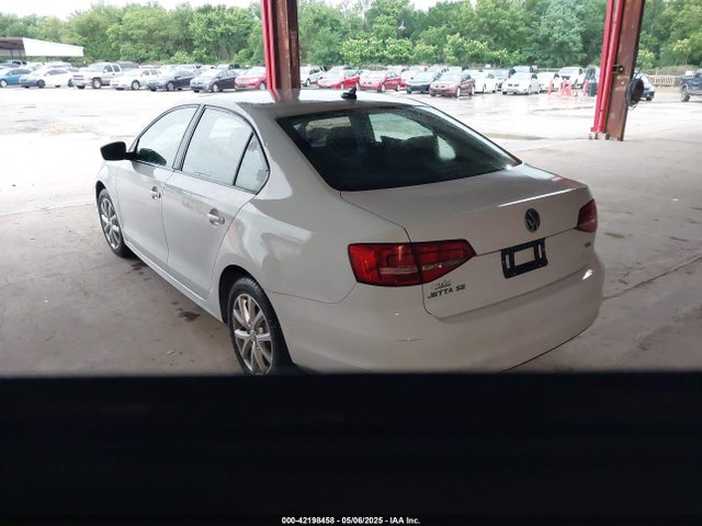 3VWD17AJ9FM271575 Volkswagen Jetta 1.8t Se