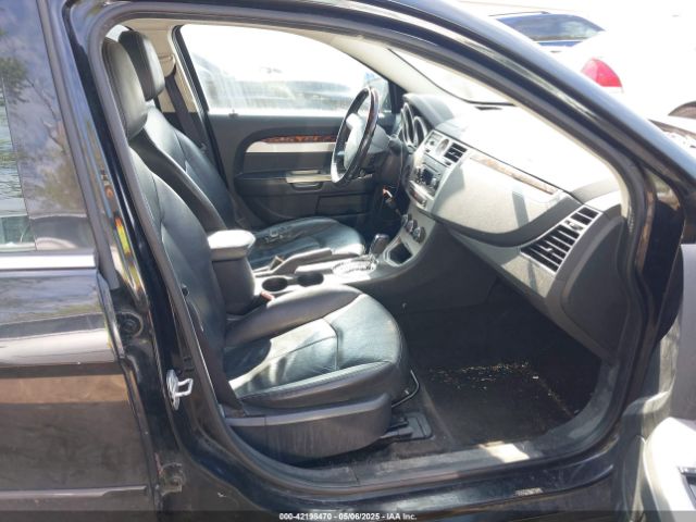 2010 CHRYSLER SEBRING 1C3CC5FB6AN233867 Photo 4