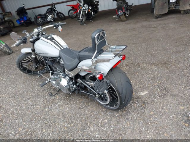 2024 HARLEY-DAVIDSON FXBR 1HD1YEZ18RB047749 Photo 2