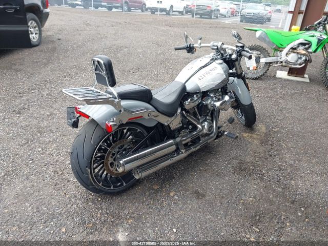 2024 HARLEY-DAVIDSON FXBR 1HD1YEZ18RB047749 Photo 3