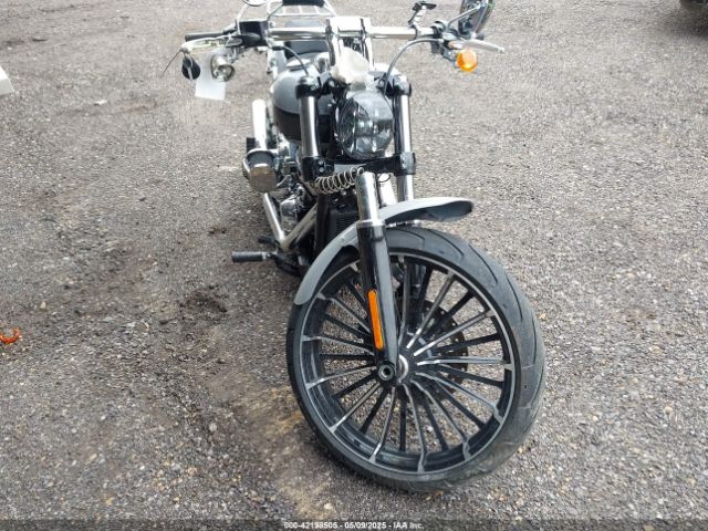 2024 HARLEY-DAVIDSON FXBR 1HD1YEZ18RB047749 Photo 4