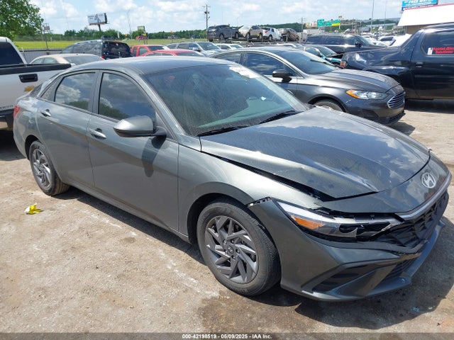 42198519 :رقم المزاد ، KMHLM4DG7RU751064 vin ، 2024 Hyundai Elantra Sel مزاد بيع