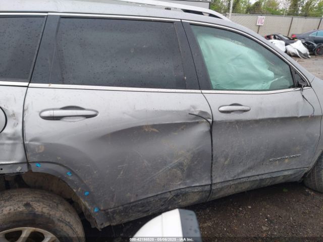 1C4PJMCS1EW190833 Jeep Cherokee Latitude
