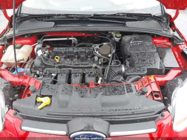 1FADP3K2XEL434662 Ford FOCUS SE