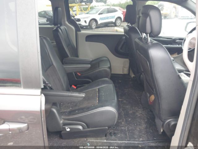 2C4RDGCG9KR717499 Dodge Grand Caravan Sxt