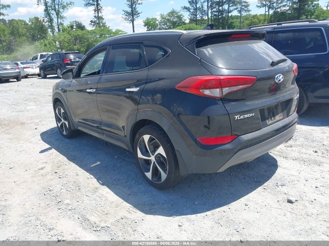 KM8J33A2XGU195973 Hyundai Tucson Limited