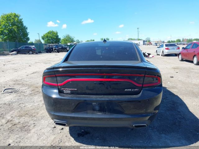 2C3CDXHG3FH836762 Dodge Charger Sxt