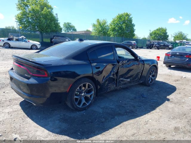 2C3CDXHG3FH836762 Dodge Charger Sxt