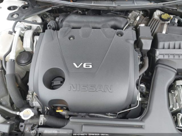 1N4AA6AP5JC372682 Nissan Maxima 3.5 Sl