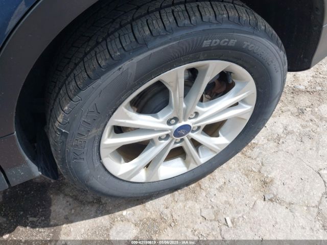 1FMCU9HD4JUC77589 Ford ESCAPE SEL