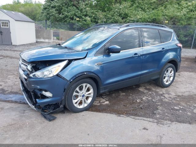1FMCU9HD4JUC77589 Ford ESCAPE SEL