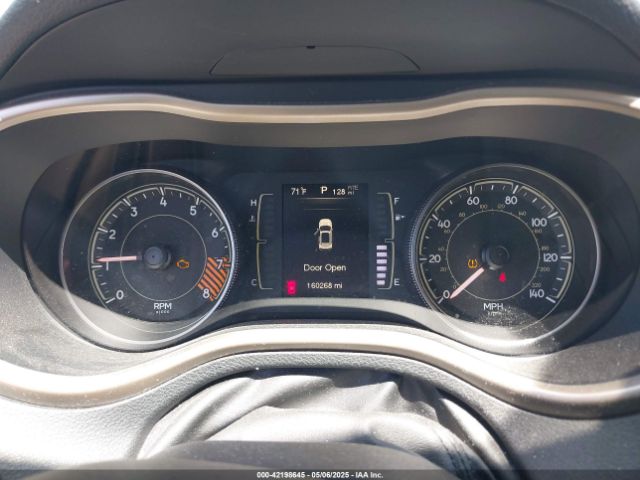 1C4PJLCS0EW297415 Jeep Cherokee Latitude
