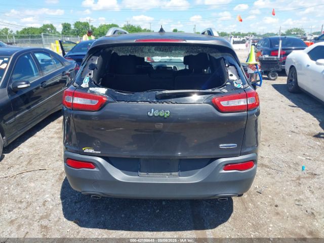 1C4PJLCS0EW297415 Jeep Cherokee Latitude