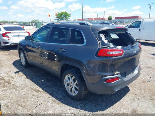 1C4PJLCS0EW297415 Jeep Cherokee Latitude