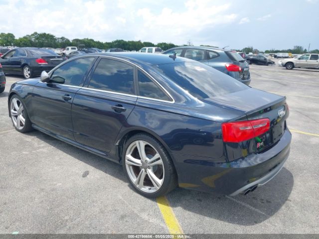 2013 AUDI S6 WAUJ2BFCXDN089139 Photo 2