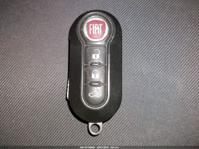 3C3CFFARXFT667332 Fiat 500 POP