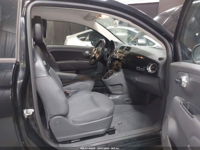 3C3CFFARXFT667332 Fiat 500 POP